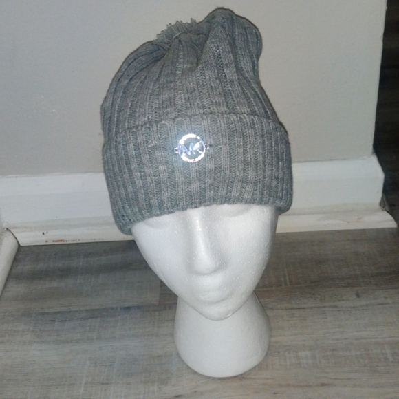 😃MK.😃Winter hat - Picture 1 of 3